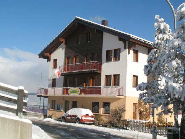 Hotel Restaurant Emshorn Oberems Exteriör bild