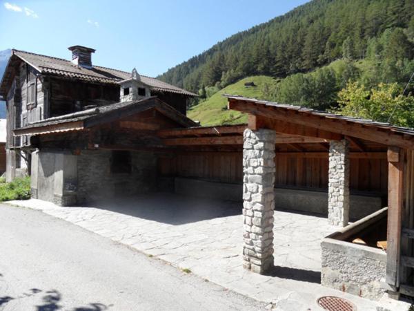 Hotel Restaurant Emshorn Oberems Exteriör bild